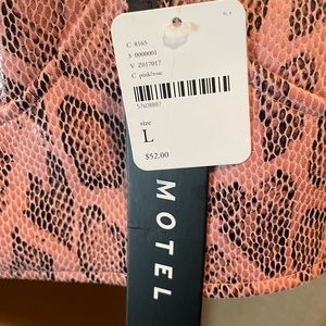 NWT Motel crop top